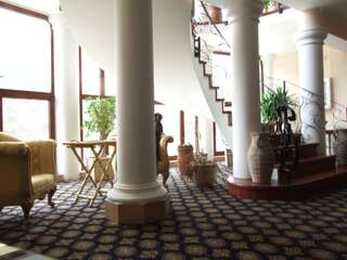 Отель Hotel Royal Залэу Двухместный номер с 1 кроватью или 2 отдельными кроватями-4